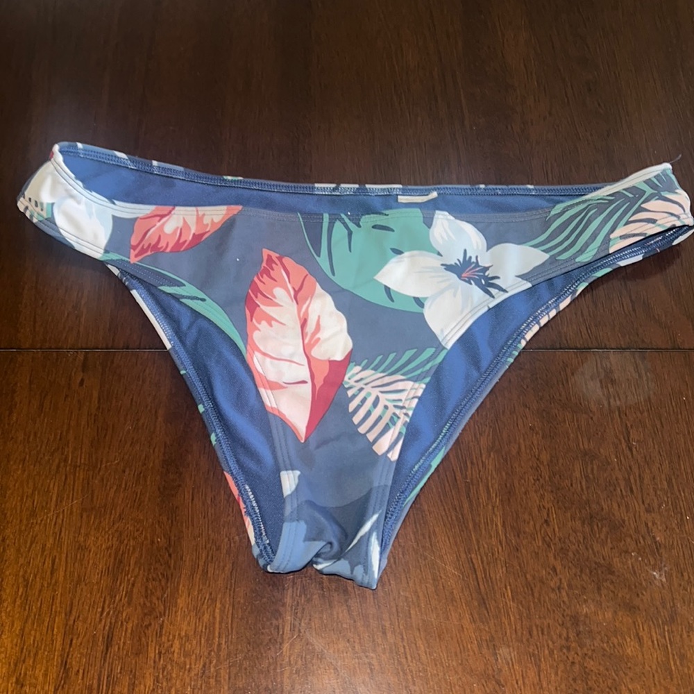 Hollister, Medium, Blue